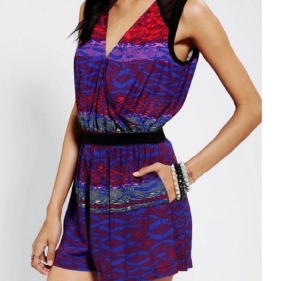 SILENCE + NOISE ROMPER SIZE LARGE - Picture 1 of 6